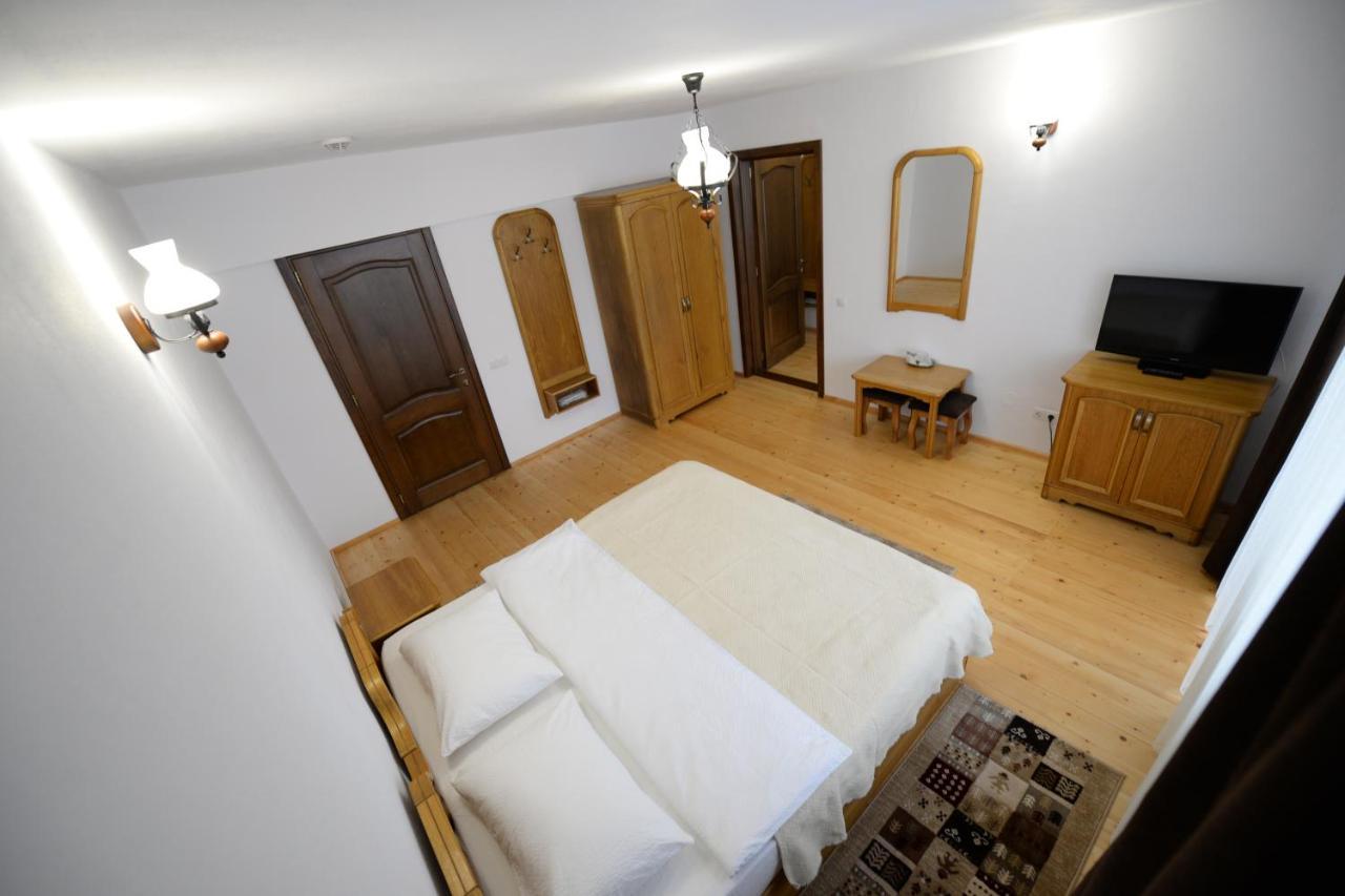 Pensiunea Arinas Vatra Dornei Exterior foto